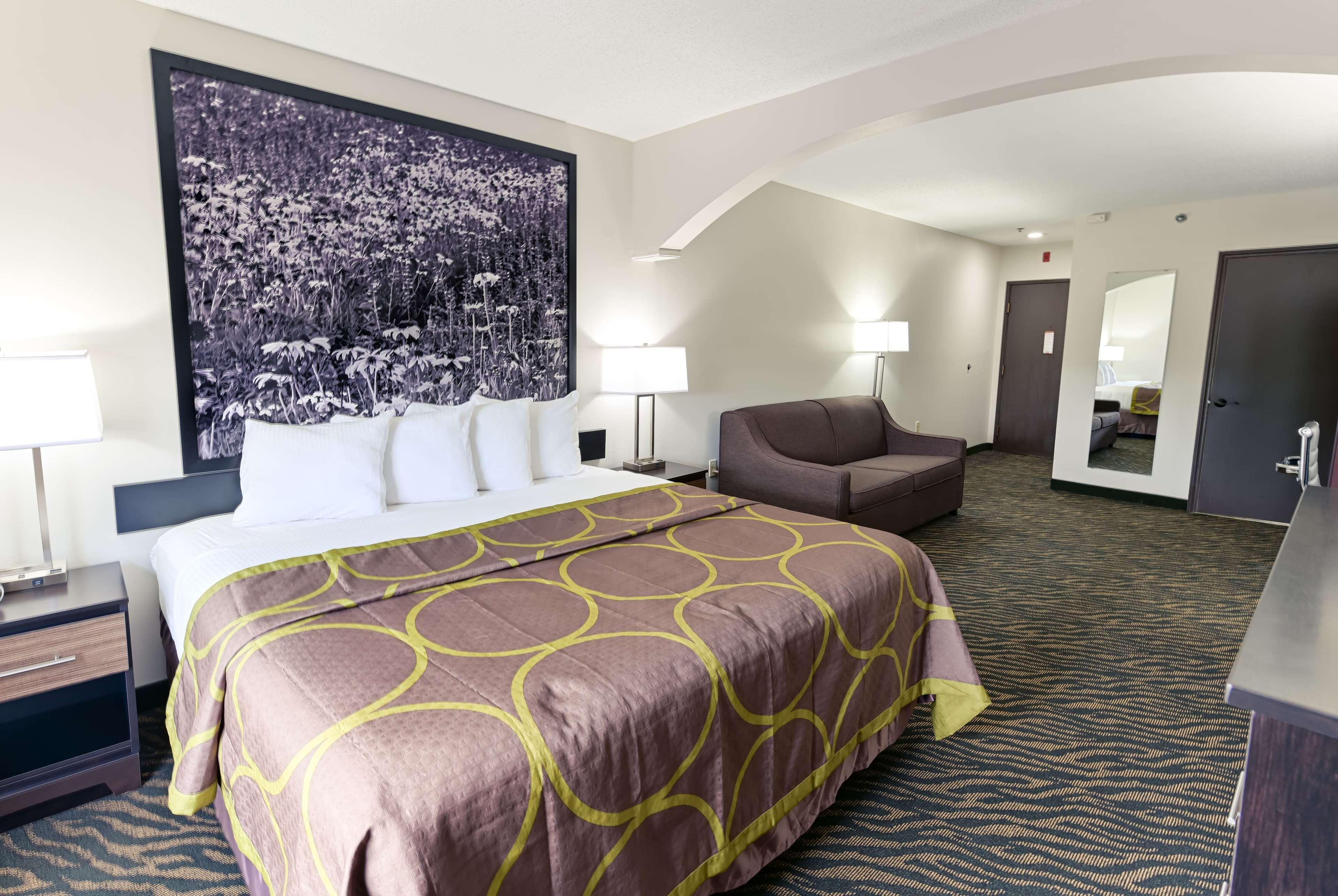 ซูเปอร์ 8 บาย วินด์แฮม ไฮพอยต์/กรีนส์โบโร Hotel ไฮพอยท์ ภายนอก รูปภาพ