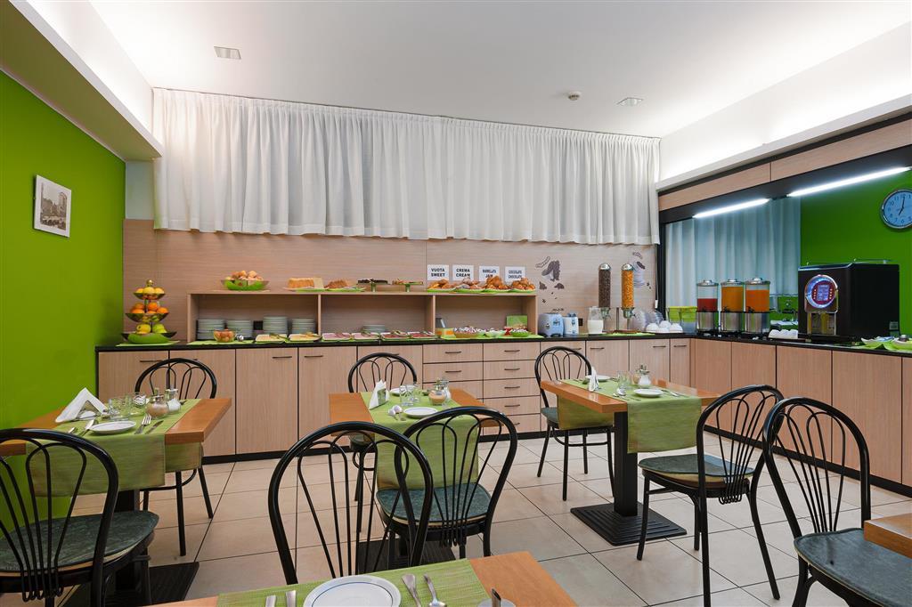 ซูเปอร์ 8 บาย วินด์แฮม ไฮพอยต์/กรีนส์โบโร Hotel ไฮพอยท์ ร้านอาหาร รูปภาพ