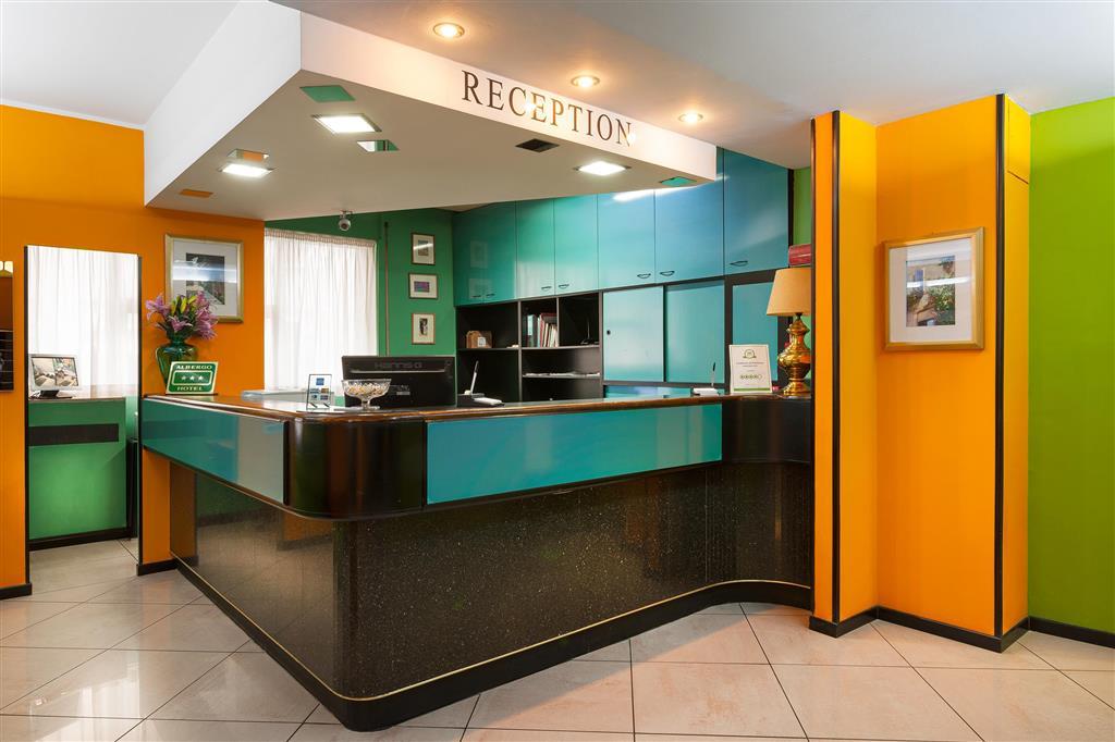 ซูเปอร์ 8 บาย วินด์แฮม ไฮพอยต์/กรีนส์โบโร Hotel ไฮพอยท์ ภายใน รูปภาพ