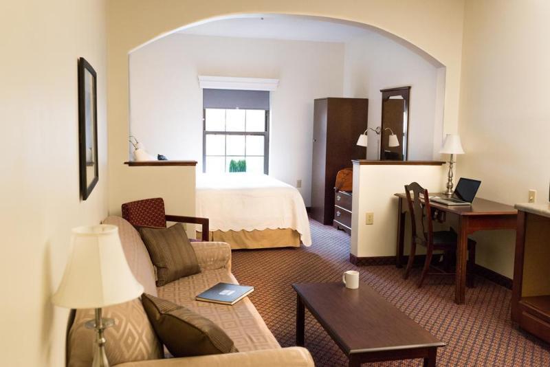 ซูเปอร์ 8 บาย วินด์แฮม ไฮพอยต์/กรีนส์โบโร Hotel ไฮพอยท์ ภายนอก รูปภาพ
